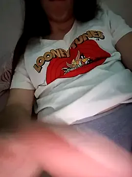 bruna_safadinhaa — Fao masturbao com vibrador