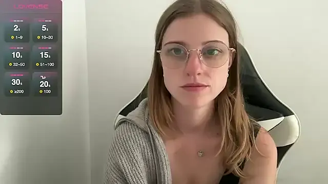 Avatar of BustyKellyXXX