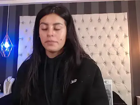 Avatar of Camile_Petite