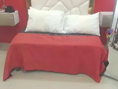 CanellaHotx — double penetration pussy