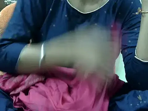 Avatar of CHAMELI4747