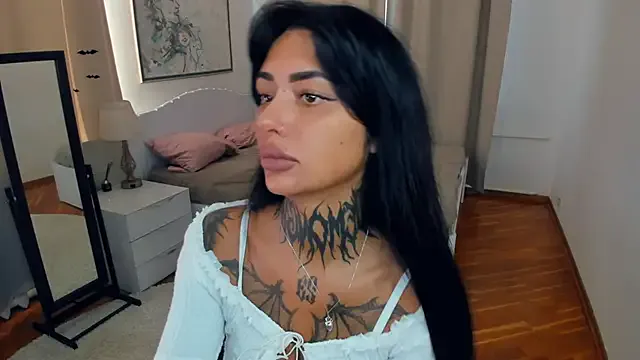 Avatar of CharimgSabrina