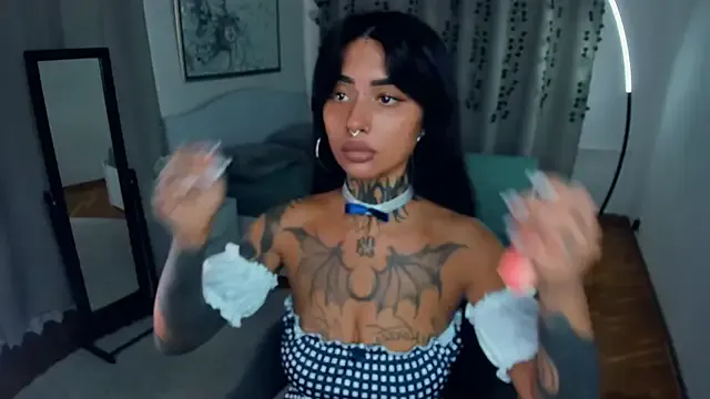 Avatar of CharimgSabrina