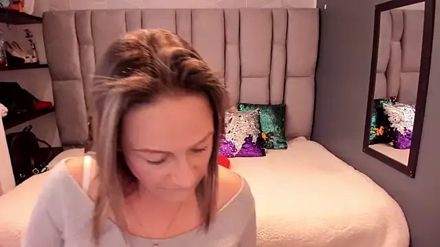 Charlot_milf's avatar