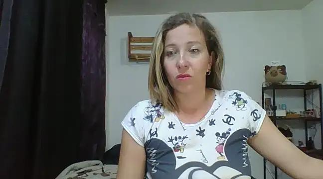 charlott_ponce from StripChat is Freechat