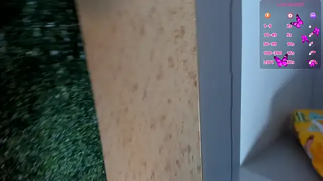 Charlotte__Brown_ — RED ASS X 22 WOODEN