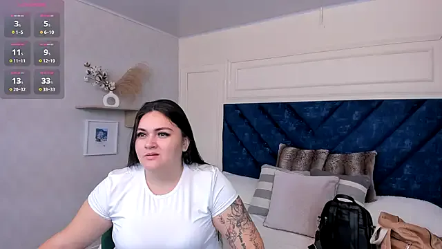 Avatar of Charlotte_Mayer