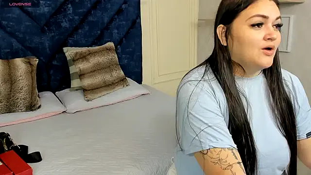 Avatar of Charlotte_Mayer