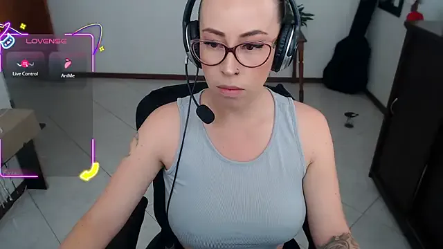 Avatar of charlottezoe15