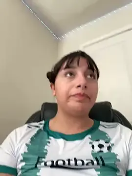 Avatar of CharmingMaddie