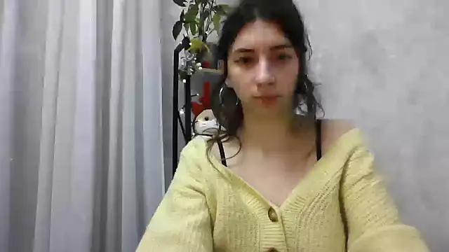 CherryHope from StripChat is Freechat