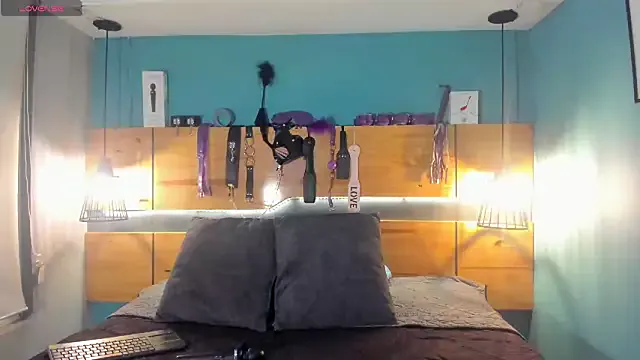 ChloeAllennn — titjob saliva show