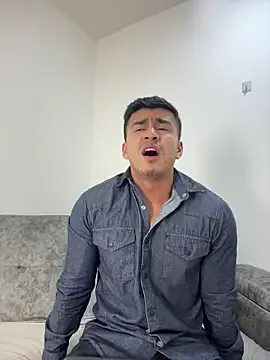 Chris_Clarck — SHOW CUM FREE 