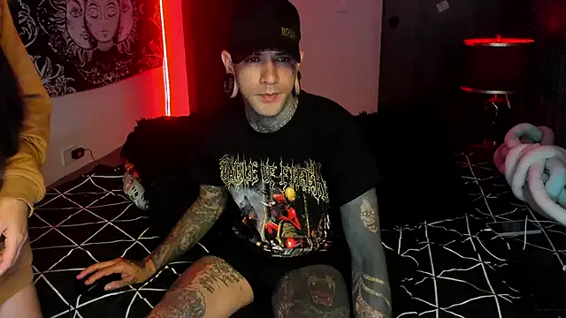 cleoo_jhonny — GET NKED