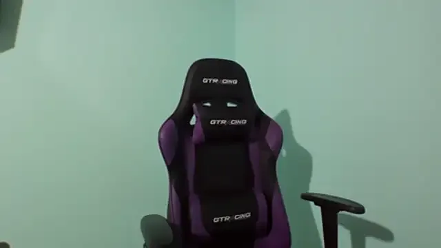 cloe_starr — boobs squeeze