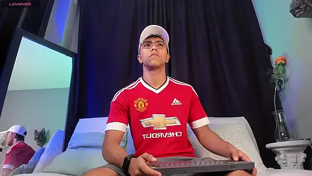 Colstorw_ — cum show