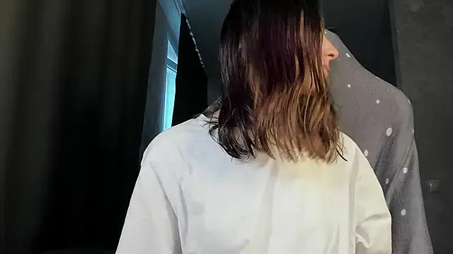 Avatar of Courtney_Luv