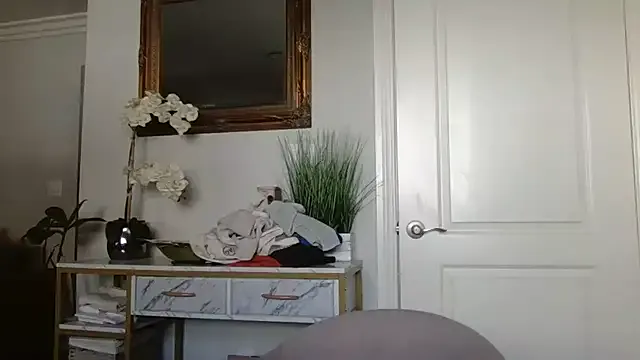 Avatar of CryptoCamGirl