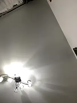 Cum_girlss — TOPLESS