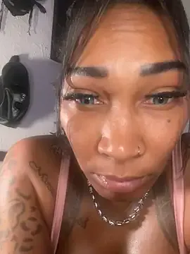 CUMQUEEN-XXX69's avatar