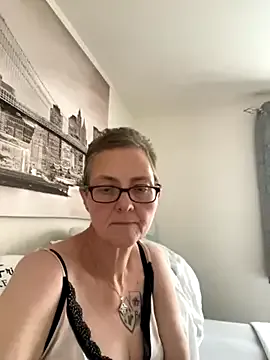 Avatar of Curvy-Jinx