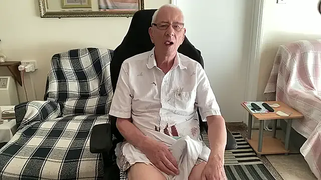 Avatar of cutaboverest