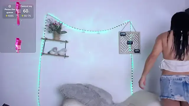 Avatar of Cute_hornyy1