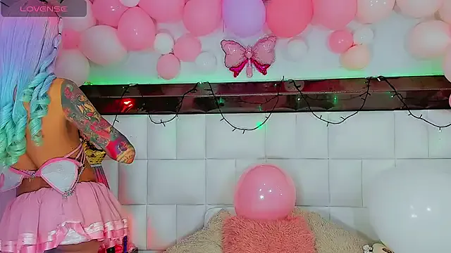 Avatar of cute_ts_doll