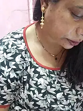 Avatar of cutee_bhabhi