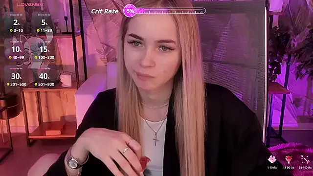 DakotaaJohnnson — booty shaking