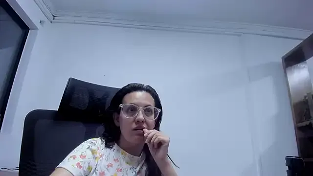 dalila_macherano1 — flash pussy