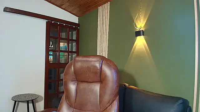 Avatar of DanielaMonroe