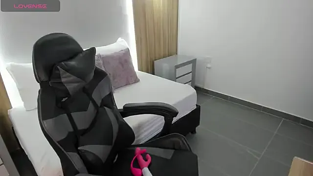 danne_bratz_ — masturbation