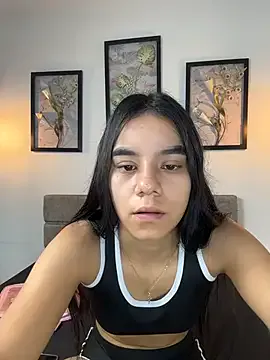 DannySamm — Girl puts on makeup