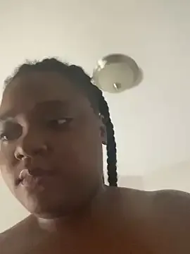 Desireexoxo — Oil on my titties