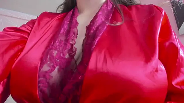 dolly_zoe — slap & rub my tits with your dick 