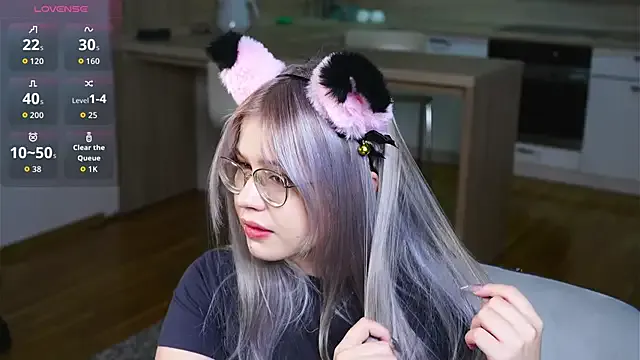 DonnetteShaban — take off my pants I'm hot