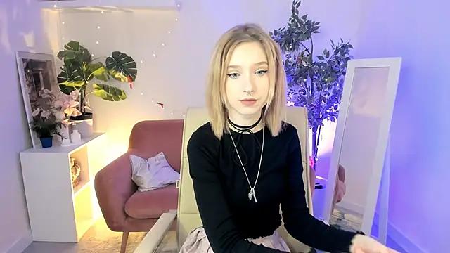 Dreamgirl_Iris from StripChat is Freechat