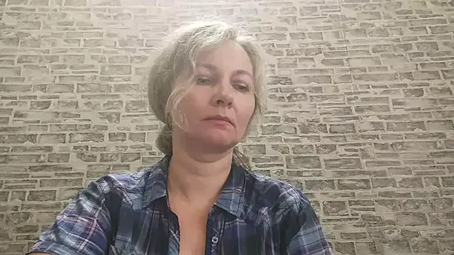 EdithManning — Freechat on StripChat