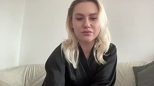 Avatar of ElaraLuxxxe