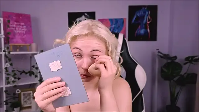 Avatar of ElenaMonroe