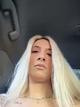 Avatar of Ella_Charm