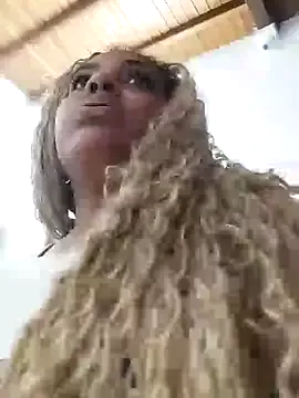 Avatar of ELLA_KELLY