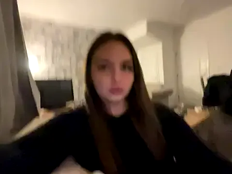 EllaStarrxxx — LT GETS A VID