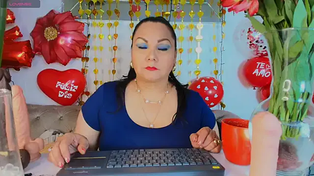 Avatar of EllenaBoobs_