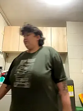 Ellie_Raven — Topples