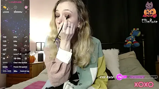 EllieeRose — titty wank dildo