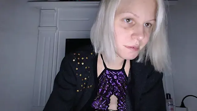 ElssaRush — Freechat on StripChat