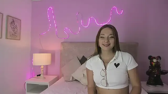 Avatar of EmaRae1499