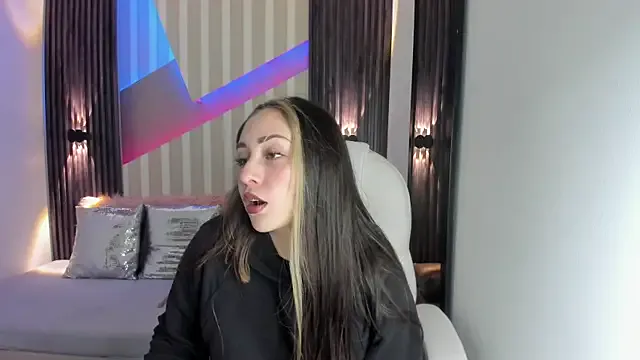 Avatar of emily_layton